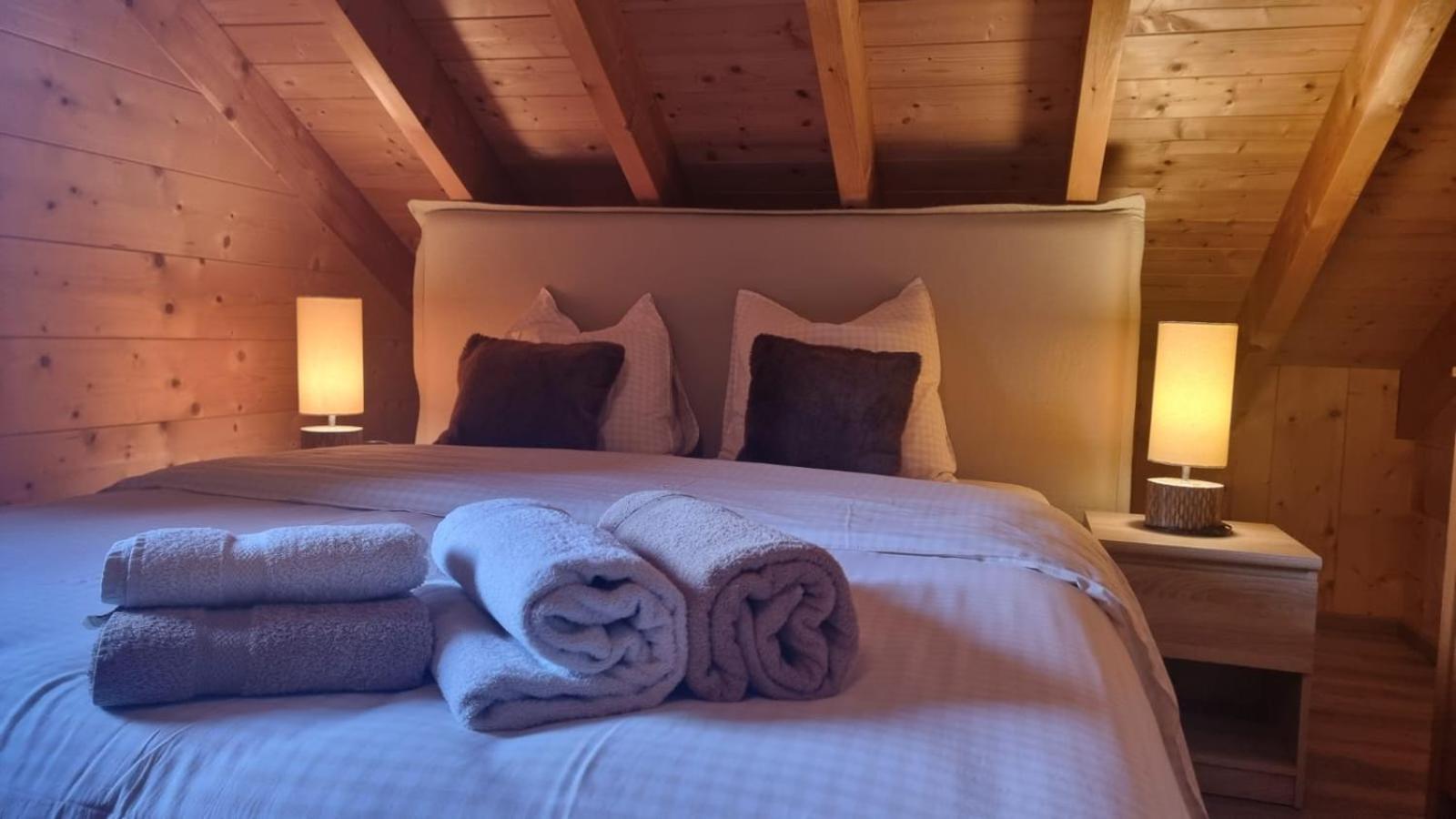 Le Chalet Du Pere Michel, Jacuzzi, Sauna, Jardin La Bresse Kültér fotó